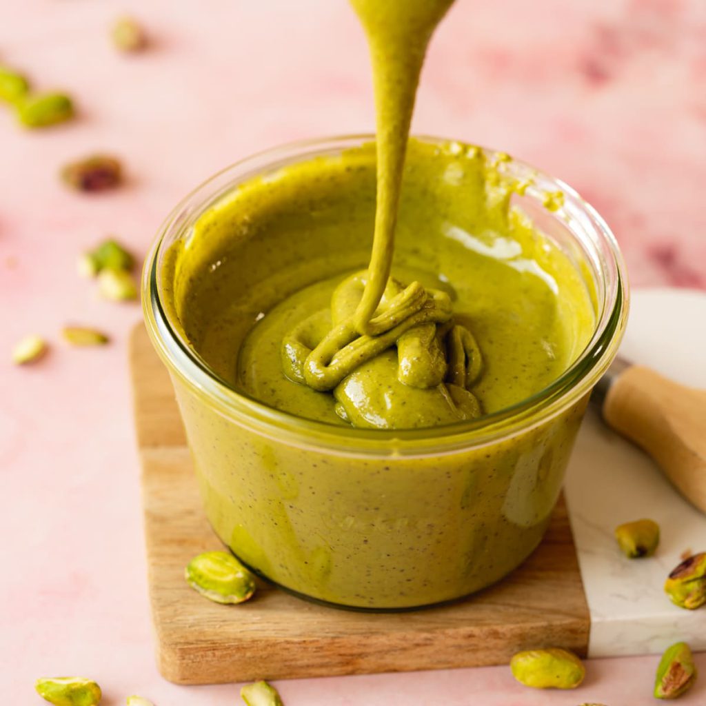 Pistachio butter for confectionery