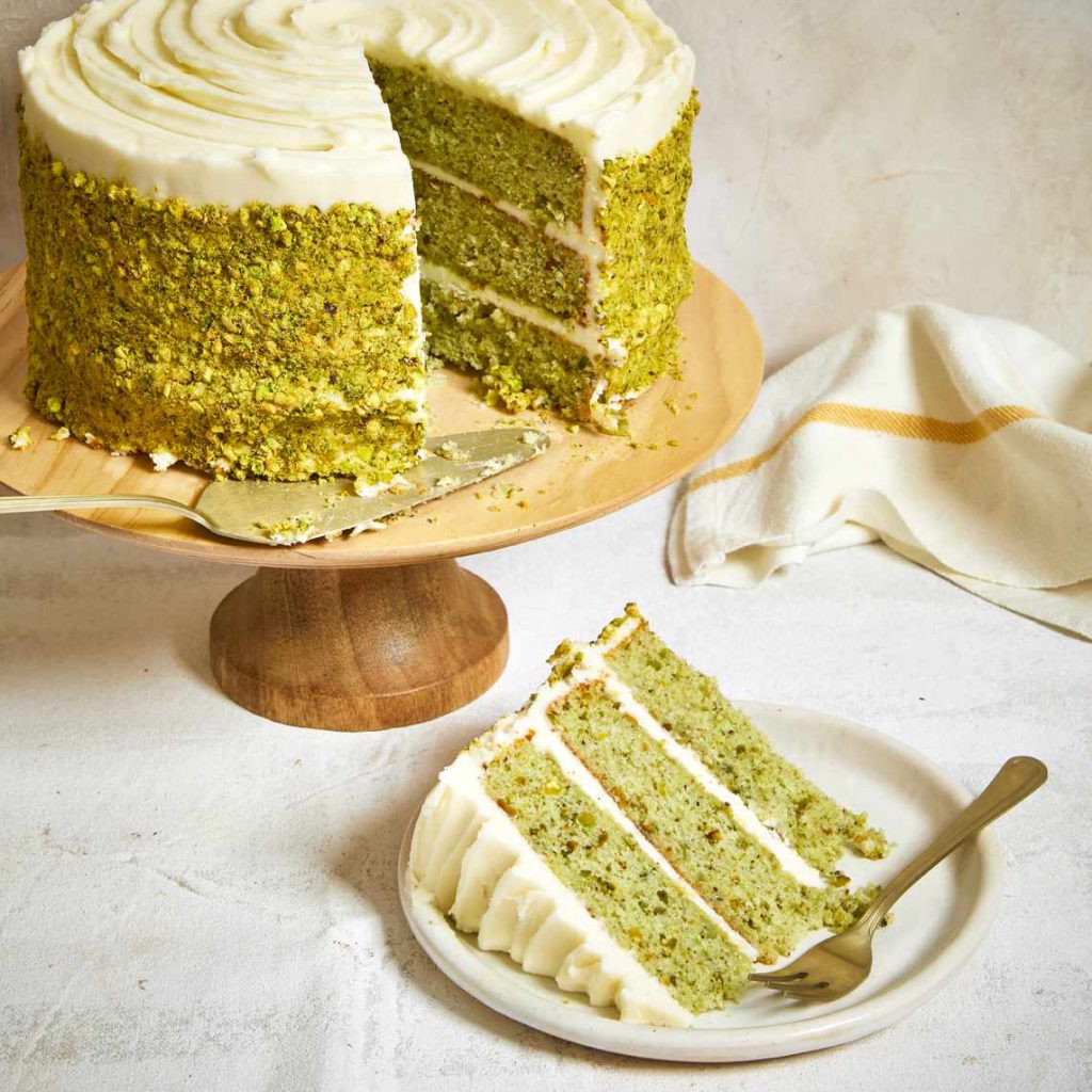 Pistachio butter for confectionery