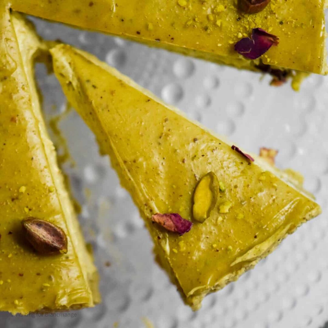 Pistachio lotus cheesecake